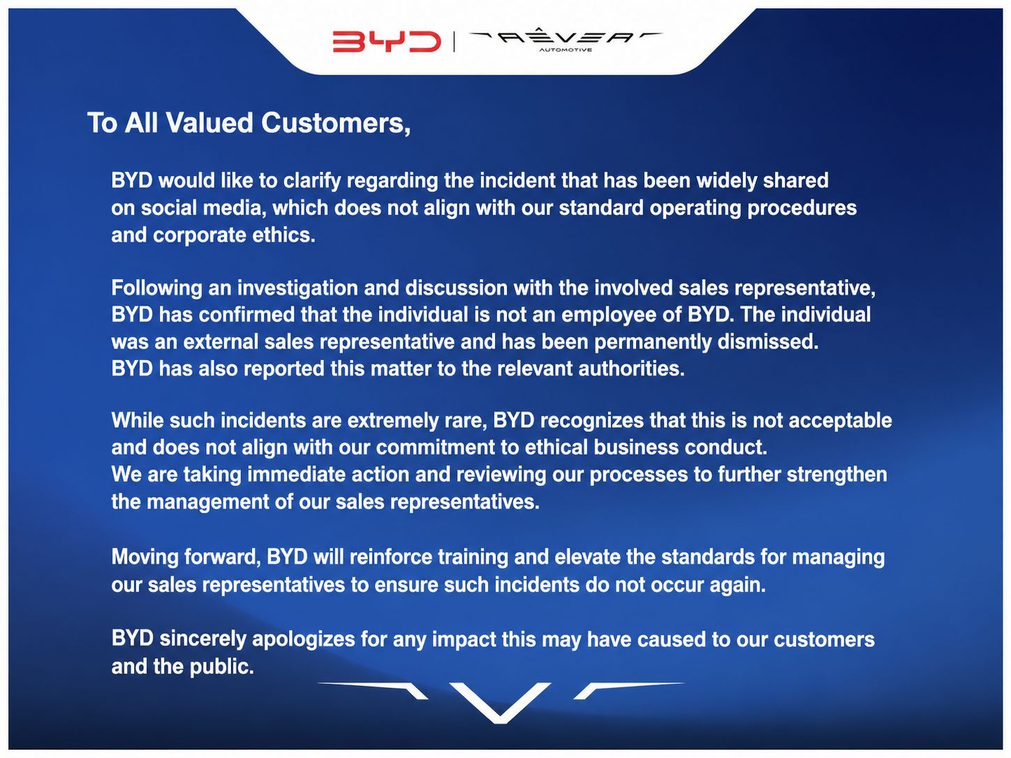 Дилерский центр BYD увольняет сотрудников после того, как записи показывают подделку камер и небезопасные испытательные поездки