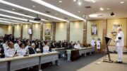 Запущен курс демократического управления для старших руководителей