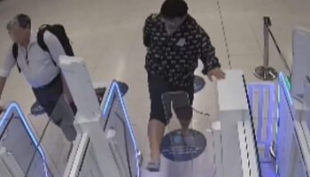 Китаянца занесли в черный список за агрессивное поведение в аэропорту Бангкока