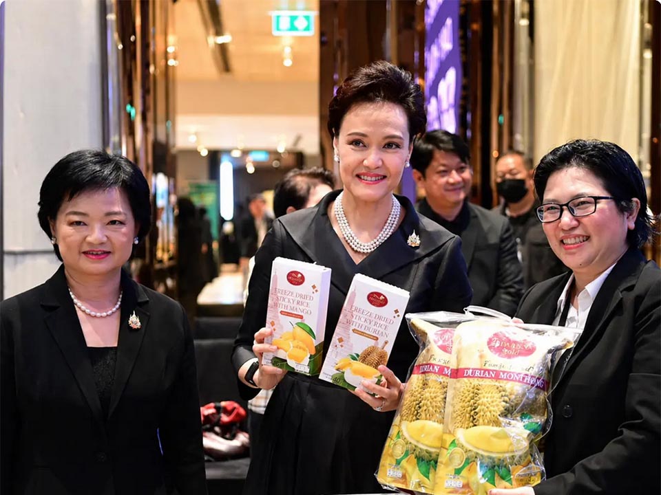 Министерство торговли использует живую коммерцию и стимулы для экспорта, чтобы предотвратить избыток фруктов на фоне наплыва дурианов