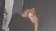 Монгольский мужчина сбегает из кафе Тонглор с iPhone 17