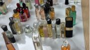 Мужчина задержан в Бангкоке за продажу поддельных люксовых парфюмов