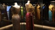 La Mode en Majesté отмечает великолепие королевской тайской одежды в Париже
