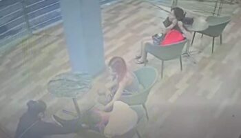 3 женщины украли у британца, спящего в ресторане Паттайи