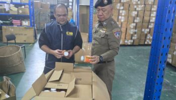 В Бангкоке при рандеву на складе изъято почти 15 000 нелегальных медицинских товаров