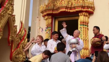 «Если иностранцы продолжат жаловаться, то тайских мероприятий не останется», - говорит местный житель Ко Пхангана.