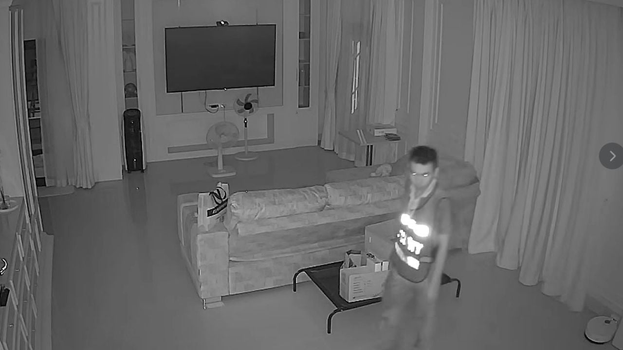 Охранник задержан за проникновение в дом инфлюенсера