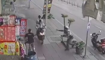 Полиция Бангкока задействована в допросе за применение силы при задержании мотоциклиста