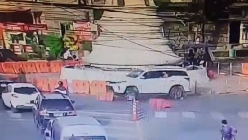 Пьяный британец на Toyota Fortuner арестован после проезда кольца Чалонга насквозь