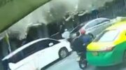 Смертельный обрушение навеса вызывает опасения по поводу стареющих зданий в Бангкоке