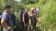 Татуированный мужчина найден с наручниками и четырьмя огнестрельными ранениями в лесу Сарабури