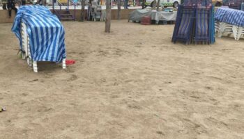 Друг подозревает связь с долгами по азартным играм после того, как мужчины нашли мертвым на пляже Паттайя