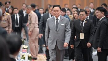 Премьер-министр подаст в суд по делу о сговоре в Сенате