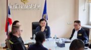 Стайка приближается к сети после ареста стюардессы за героин
