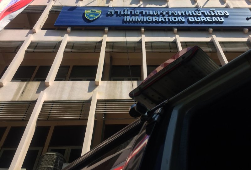 Тайские власти задержали активиста из Гонконга, направляющегося в Канаду
