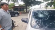 Тайский водитель говорит, что извинение не смогло остановить подозреваемого в дорожной агрессии от повреждения автомобиля
