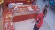 100,000 бат награда за поимку грабителей ювелирного магазина в Чианграе