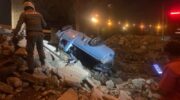 Два серьёзно пострадавших в результате падения пикапа с elevated expressway
